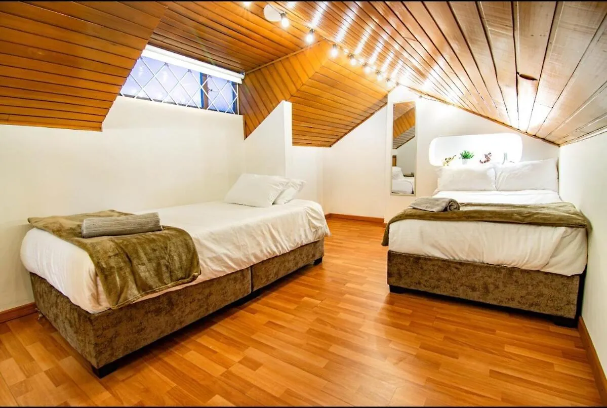 Huge Colonial House With Chimney, Luxury In The Most Exclusive Town In 波哥大 度假居