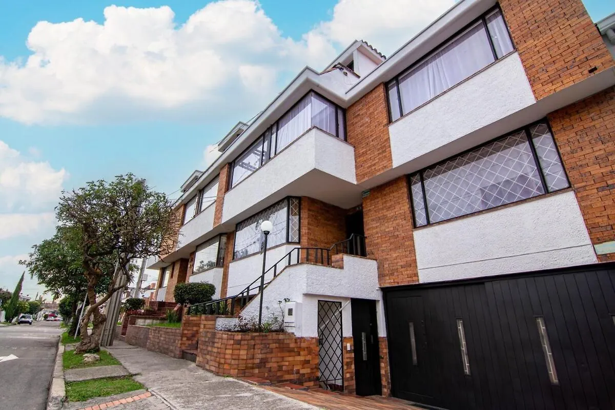 Huge Colonial House With Chimney, Luxury In The Most Exclusive Town In בוגוטה