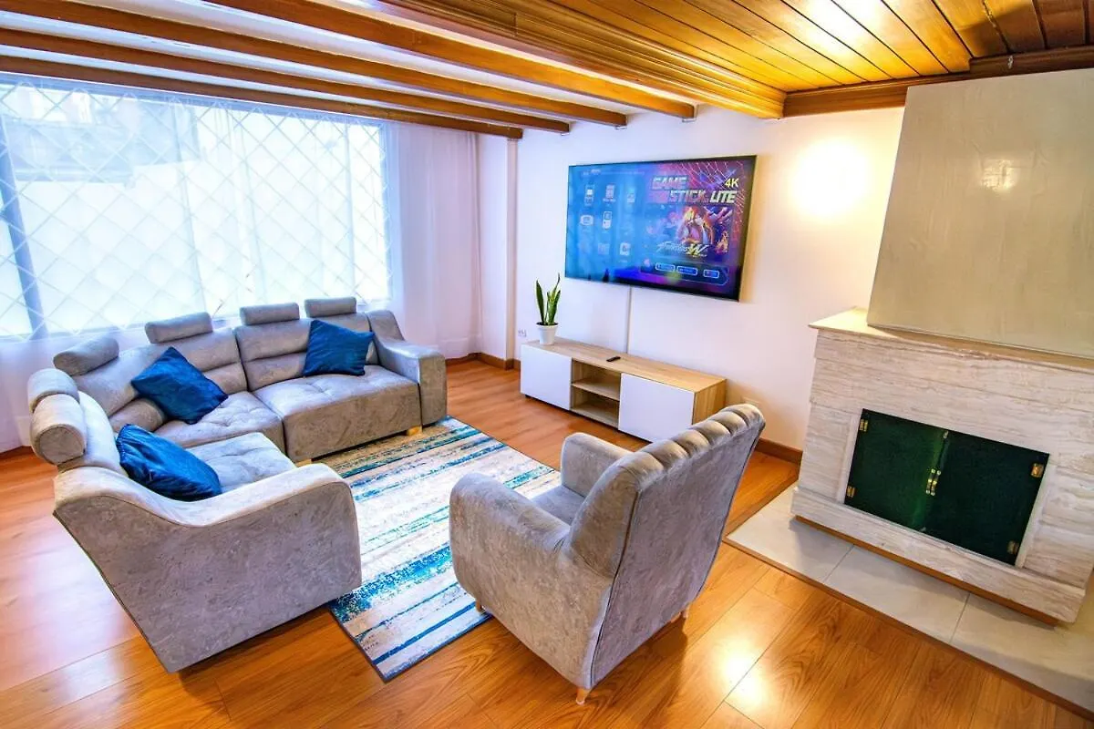 בית נופש Huge Colonial House With Chimney, Luxury In The Most Exclusive Town In בוגוטה