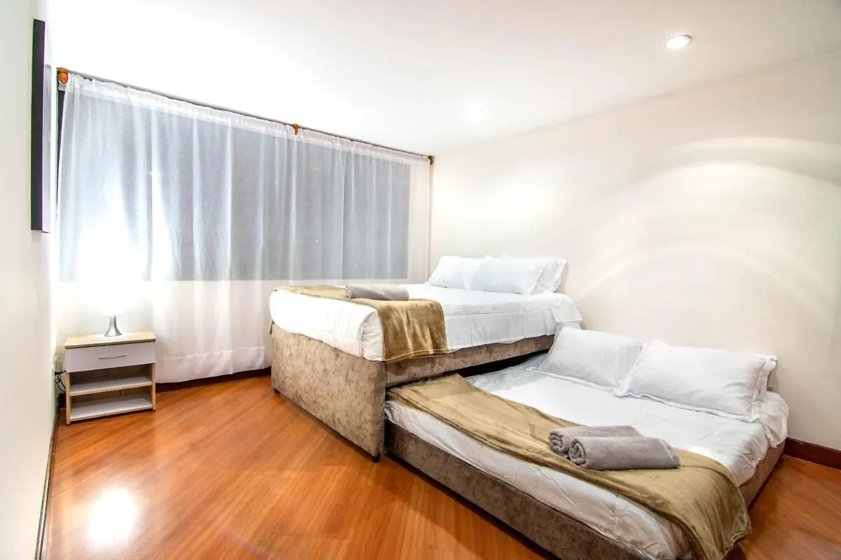 Huge Colonial House With Chimney, Luxury In The Most Exclusive Town In בוגוטה
